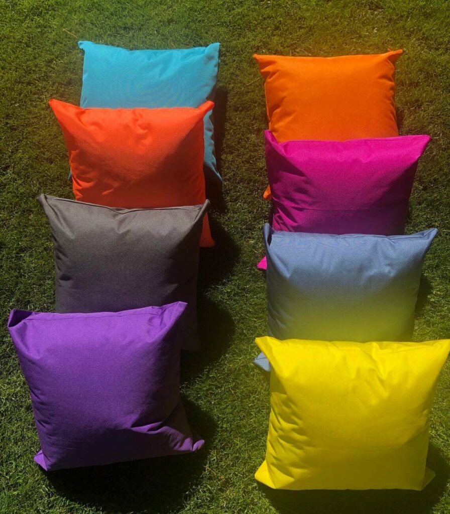 High Quality Water Resistant Cushion Covers Zip Closure